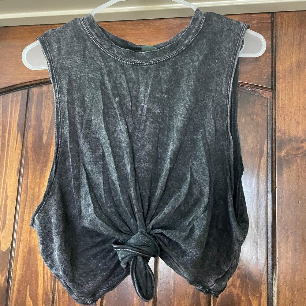 WILD FABLE Tie Crop Top | XL